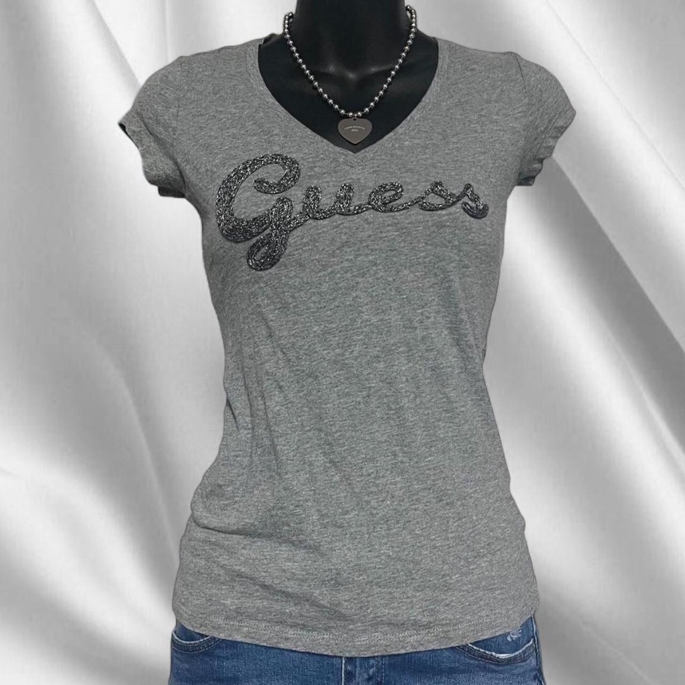 2010s Guess Fitted Tee